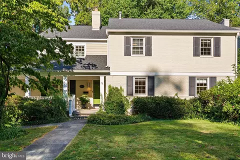 8013 Aberdeen Rd, Bethesda, MD 20814