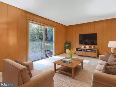 Living - 702 Lamberton Dr, Silver Spring, MD 20902 photo 1 of 1