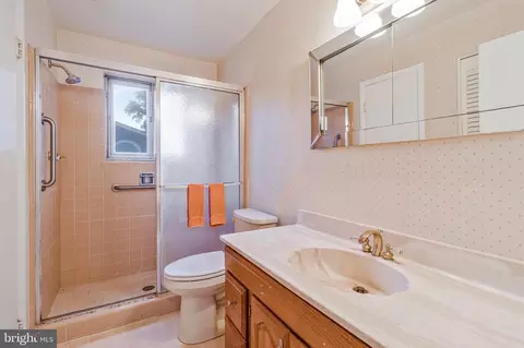 Bath - 702 Lamberton Dr, Silver Spring, MD 20902 photo 2 of 3