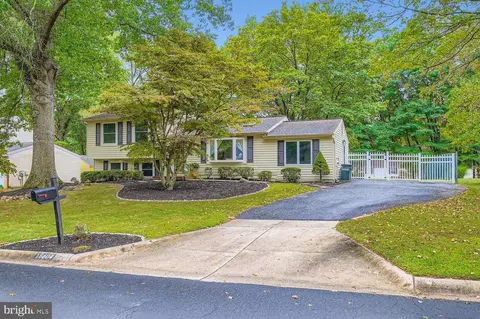 15604 Wembrough St, Silver Spring, MD 20905