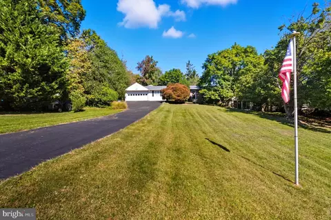 Exterior - 9845 Moyer Rd, Damascus, MD 20872 photo 10 of 12
