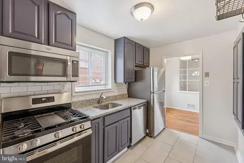Kitchen - 2711 Henderson Ave, Silver Spring, MD 20902 photo 2 of 2