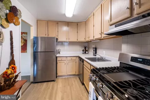 1111 University Blvd W #817, Silver Spring, MD 20902 photo 10