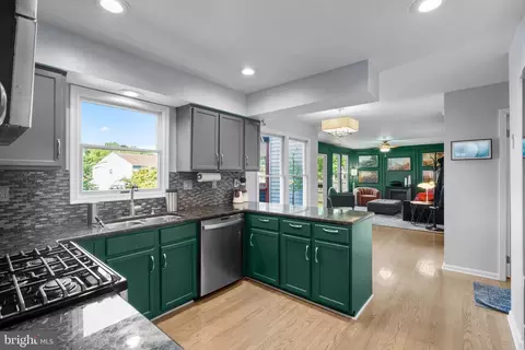Kitchen - 1949 Autumn Ridge Cir, Silver Spring, MD 20906 photo 1 of 2