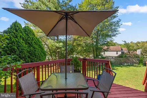 Exterior - 1949 Autumn Ridge Cir, Silver Spring, MD 20906 photo 5 of 7