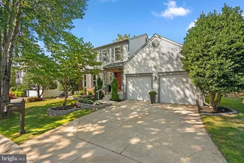 1949 Autumn Ridge Cir, Silver Spring, MD 20906