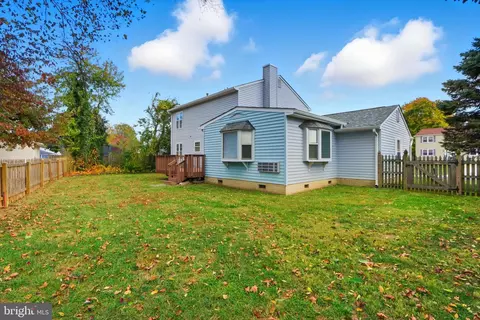 Exterior - 1106 Canyon Rd, Silver Spring, MD 20904 photo 9 of 10