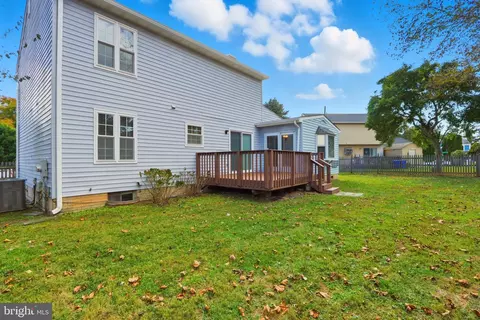 Exterior - 1106 Canyon Rd, Silver Spring, MD 20904 photo 8 of 10
