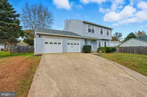 Exterior - 1106 Canyon Rd, Silver Spring, MD 20904 photo 4 of 10
