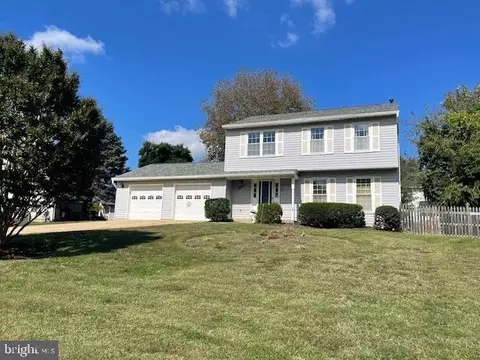 Exterior - 1106 Canyon Rd, Silver Spring, MD 20904 photo 2 of 10