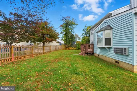 Exterior - 1106 Canyon Rd, Silver Spring, MD 20904 photo 6 of 10