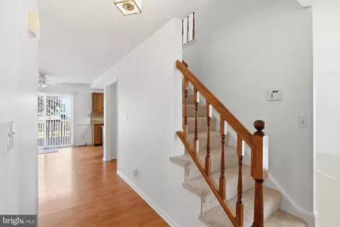 Entry Way - 1106 Canyon Rd, Silver Spring, MD 20904 photo 2 of 5