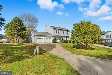 Exterior - 1106 Canyon Rd, Silver Spring, MD 20904 photo 5 of 10