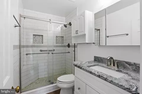 Bath - 1106 Canyon Rd, Silver Spring, MD 20904 photo 1 of 1