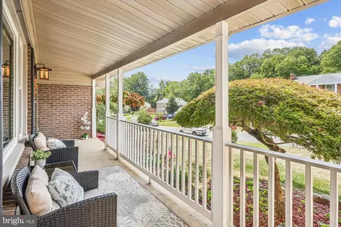 2108 Edgeware St, Silver Spring, MD 20905 photo 3