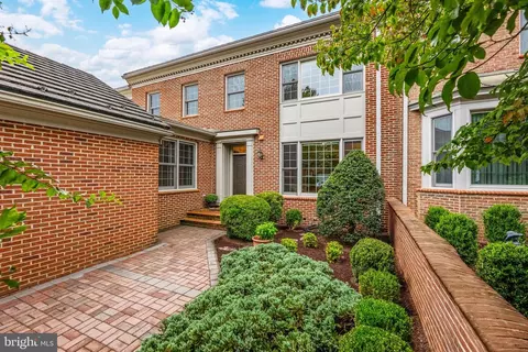 7804 Gate Post Way, Potomac, MD 20854