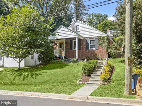 115 Melbourne Ave, Silver Spring, MD 20901 photo 2