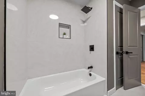 Bath - 11313 College View Dr, Silver Spring, MD 20902 photo 4 of 5