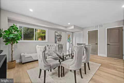 Dining - 11313 College View Dr, Silver Spring, MD 20902 photo 2 of 2