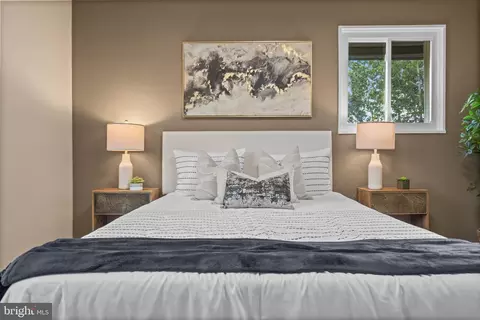 Bedroom - 11313 College View Dr, Silver Spring, MD 20902 photo 4 of 8