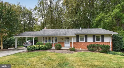 1335 Chilton Dr, Silver Spring, MD 20904