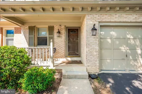 15414 Manor Village Ln, Rockville, MD 20853