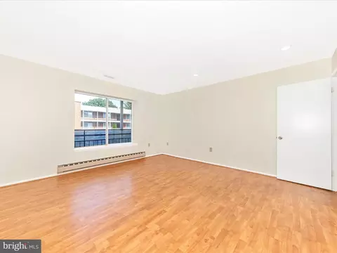 15300 Wallbrook Ct #47-2C, Silver Spring, MD 20906 photo 25