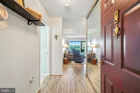 15101 Interlachen Dr #1-1015, Silver Spring, MD 20906 photo 8