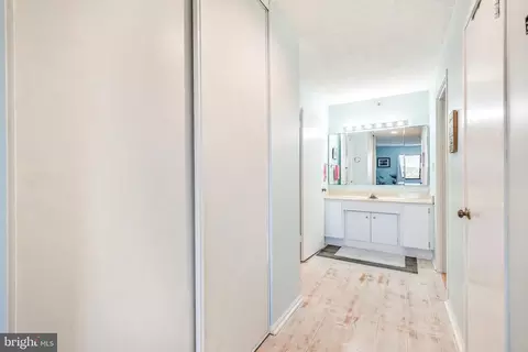 15101 Interlachen Dr #1-1015, Silver Spring, MD 20906 photo 16