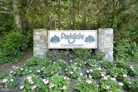 10630 Montrose Ave #104, Bethesda, MD 20814