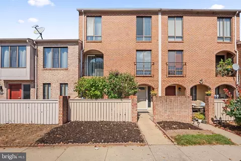 9809 Brassie Way, Montgomery Village, MD 20886