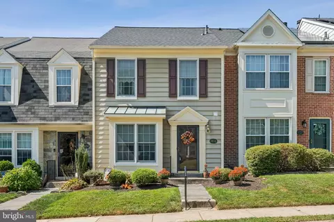 8656 Fountain Valley Dr, Gaithersburg, MD 20886