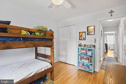 Bedroom - 11811 Coldstream, Potomac, MD 20854 photo 6 of 7