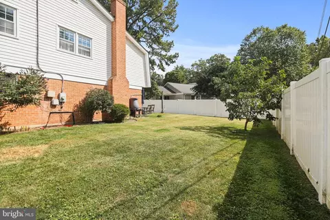 Exterior - 11811 Coldstream, Potomac, MD 20854 photo 8 of 8