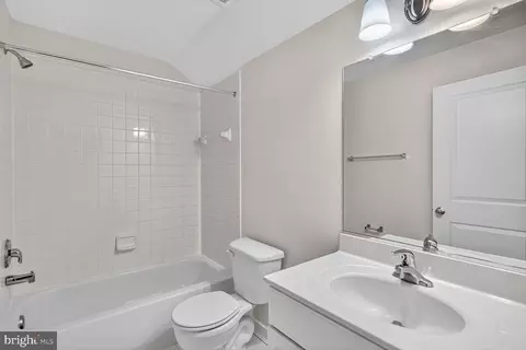 13308 Sheffield Manor Dr #11, Silver Spring, MD 20904 photo 16