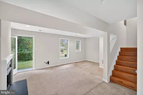 13308 Sheffield Manor Dr #11, Silver Spring, MD 20904 photo 9
