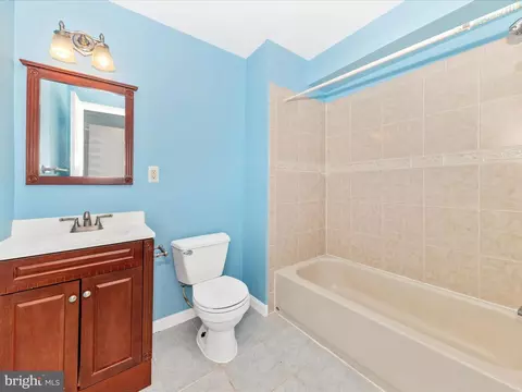 Bath - 314 Crescendo Way, Silver Spring, MD 20901 photo 4 of 4