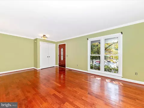 Living - 314 Crescendo Way, Silver Spring, MD 20901 photo 4 of 11
