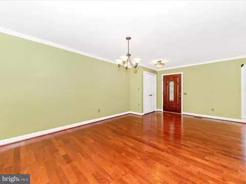 Living - 314 Crescendo Way, Silver Spring, MD 20901 photo 8 of 11