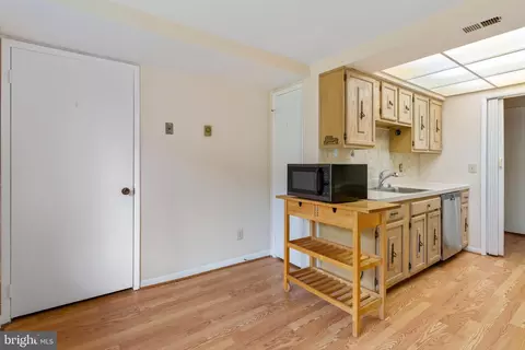 15310 Beaverbrook Ct #89-3J, Silver Spring, MD 20906 photo 11