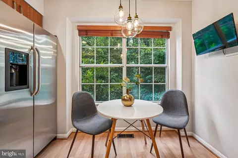 Dining - 1473 Casino Cir, Silver Spring, MD 20906 photo 4 of 4