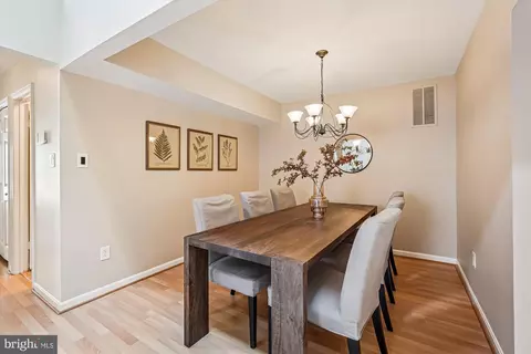 Dining - 1473 Casino Cir, Silver Spring, MD 20906 photo 2 of 4
