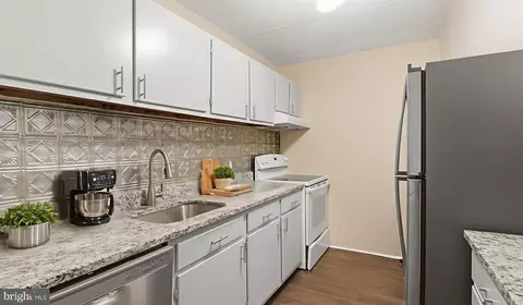 3301 Hewitt Ave #204, Silver Spring, MD 20906