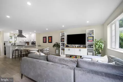 Other - 2527 Holman Ave #2514, Silver Spring, MD 20910 photo 1 of 9