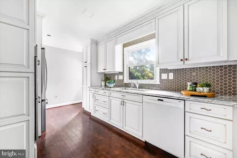 1318 Midwood Pl, Silver Spring, MD 20910 photo 8