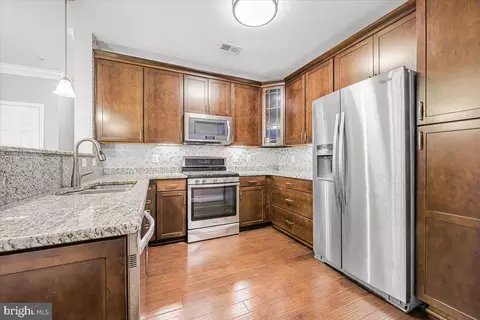 Kitchen - 3911 Doc Berlin Dr #14, Silver Spring, MD 20906 photo 2 of 4