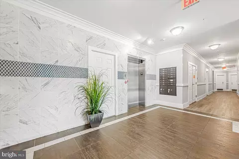 Entry Way - 3911 Doc Berlin Dr #14, Silver Spring, MD 20906 photo 3 of 5