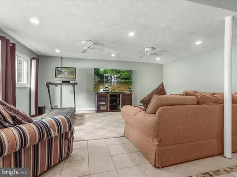 608 Blick Dr, Silver Spring, MD 20904 photo 20
