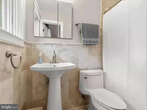 608 Blick Dr, Silver Spring, MD 20904 photo 15