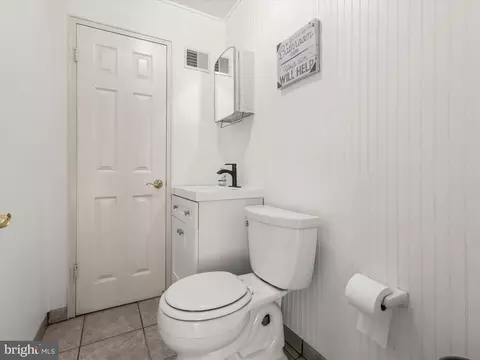 608 Blick Dr, Silver Spring, MD 20904 photo 23